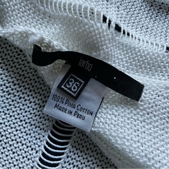 Jarbo Loose‎ Knit Cardigan - Picture 2 of 4